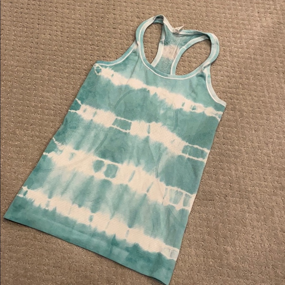 Mint condition Lululemon racerback tank